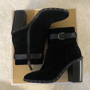 Michael KORS Livvy Suede Booties - Size 7